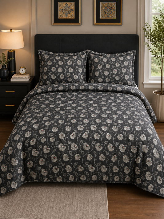 Classic Bedding Set — No. 452