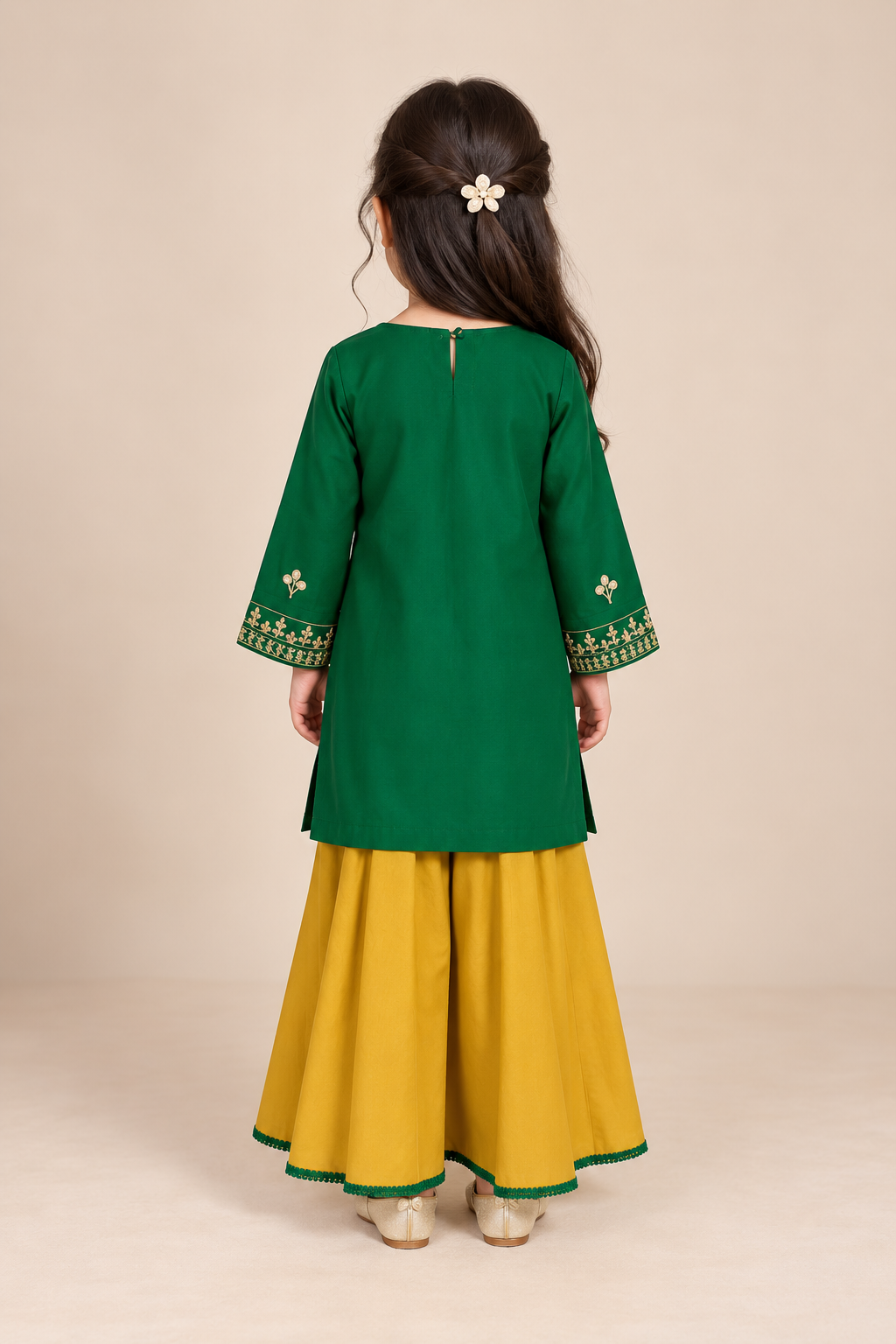 Emerald Green & Mustard Embroidered lawn 3pc suit