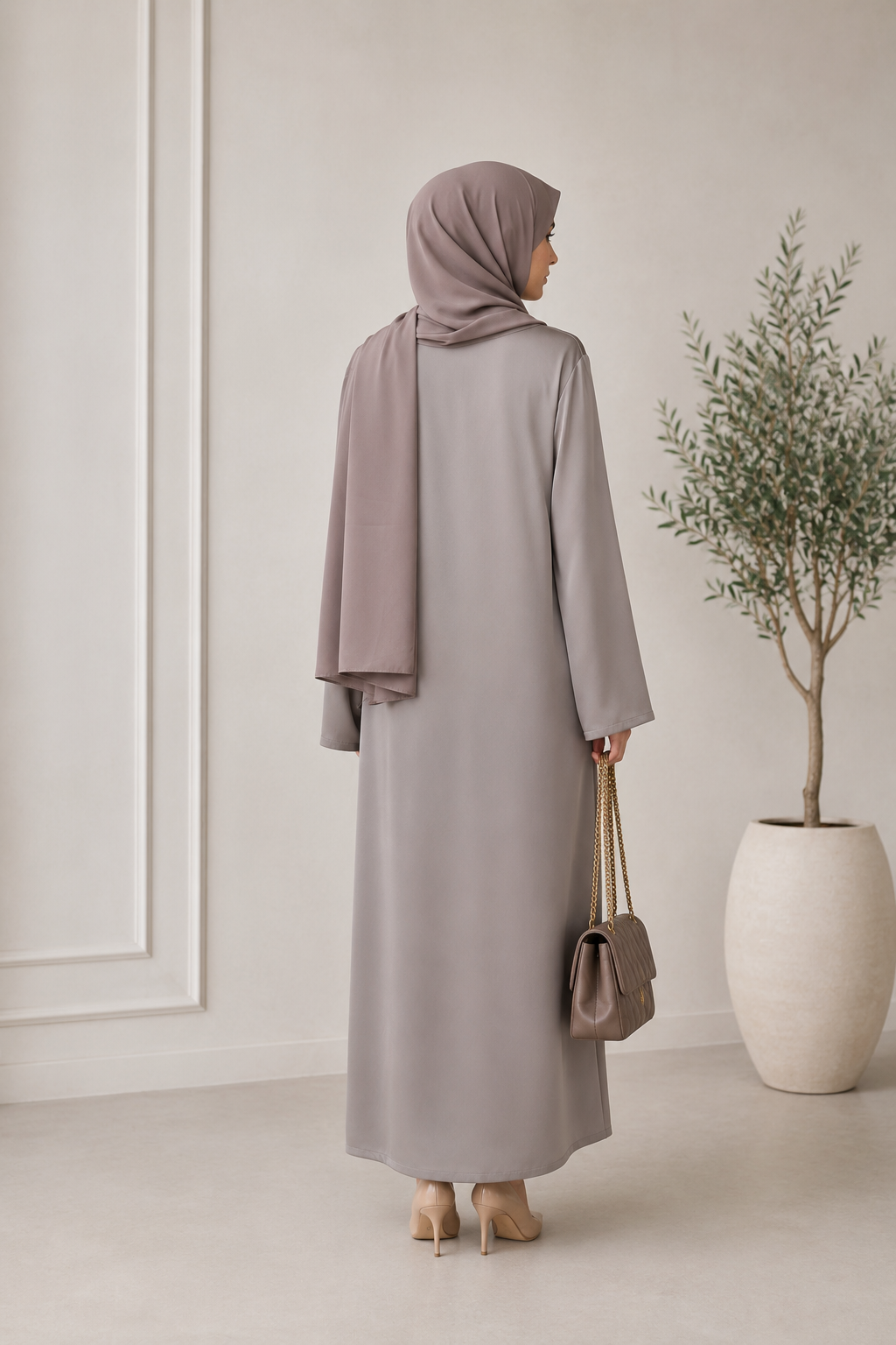 Abaya and Staller Set — No. 100