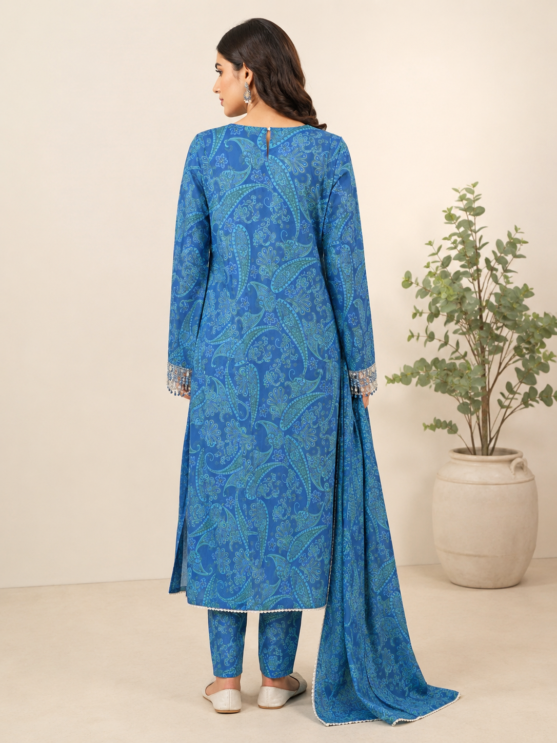Neck-Embroidered Ladies Suit — No. 119