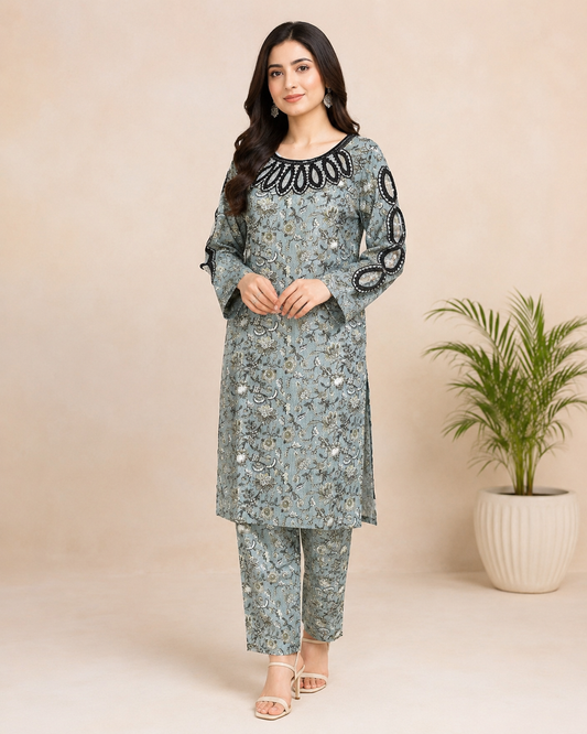 Neck-Embroidered 2-Piece Ladies Suit — No. 114