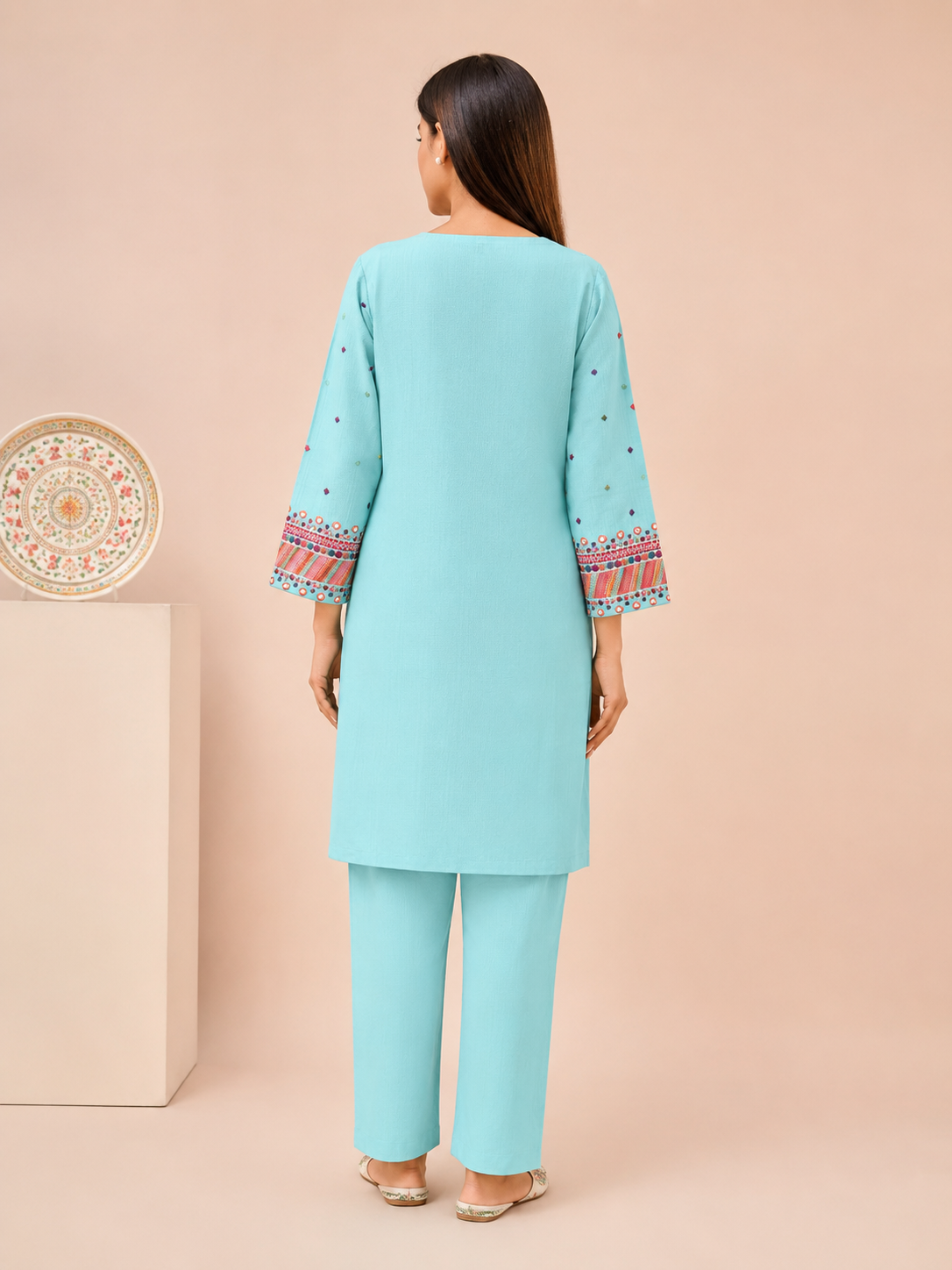 Embroidered Neck Suit — No. 093