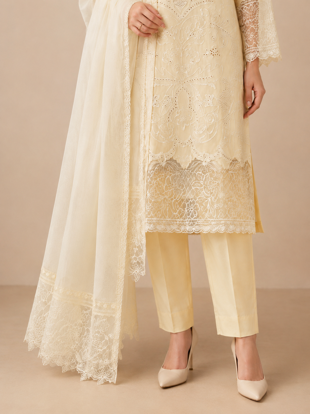 Border-Embroidered Suit with Dupatta — No. 125
