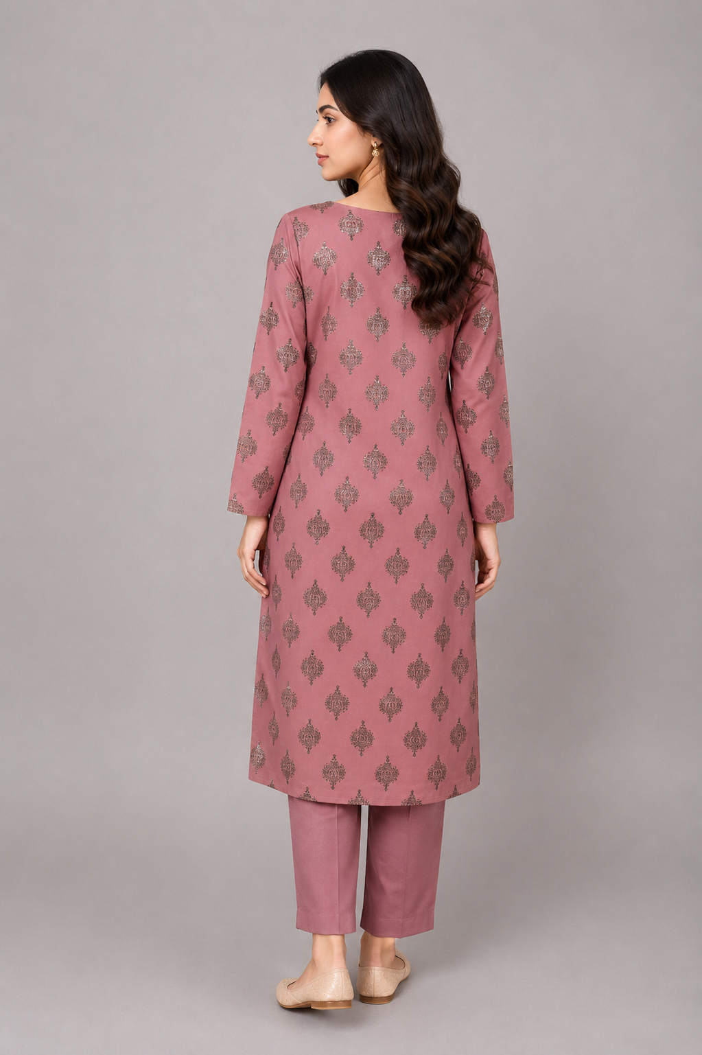 3-Piece Plain Neck-Embroidered Lawn Suit — My Link for ALL