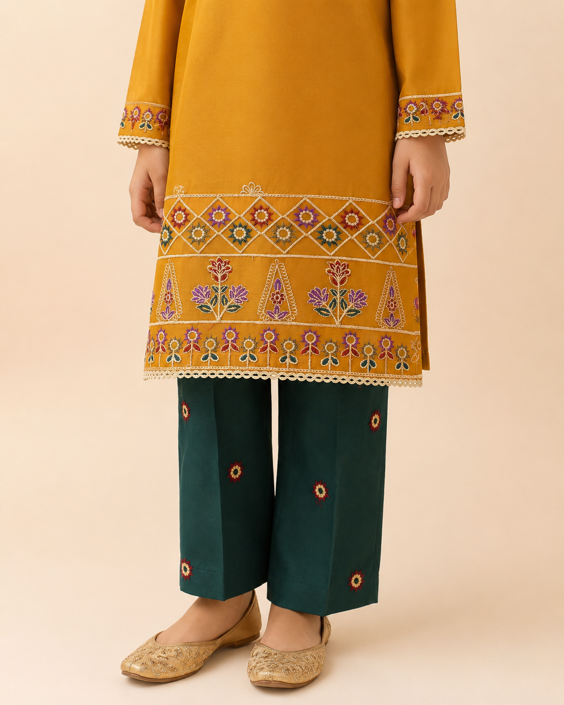 Girls Occasion 3-Piece Suit — No. 095