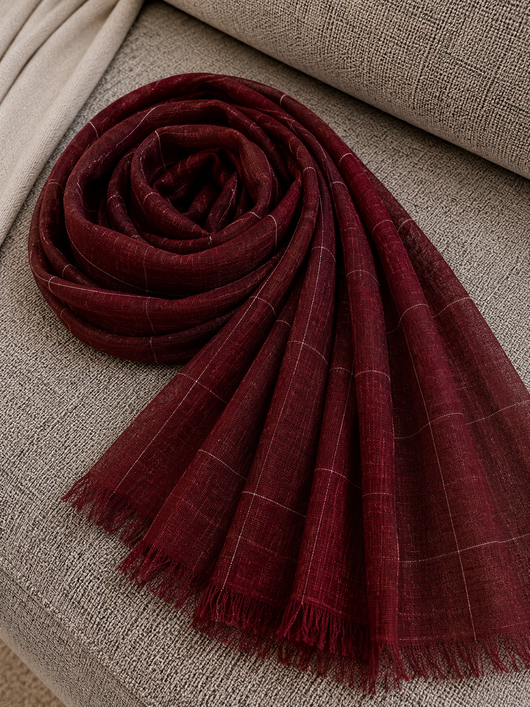 L'écharpe Highland Crimson Grid