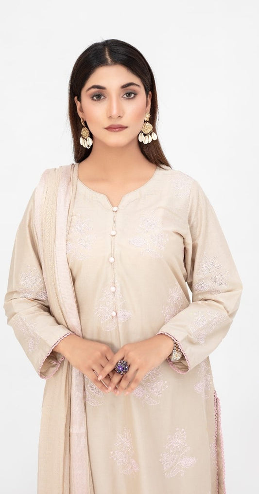 Costume en coton brodé beige et rose pastel