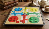 Klassisches Ludo-Brettspiel-Set mit Holzoptik