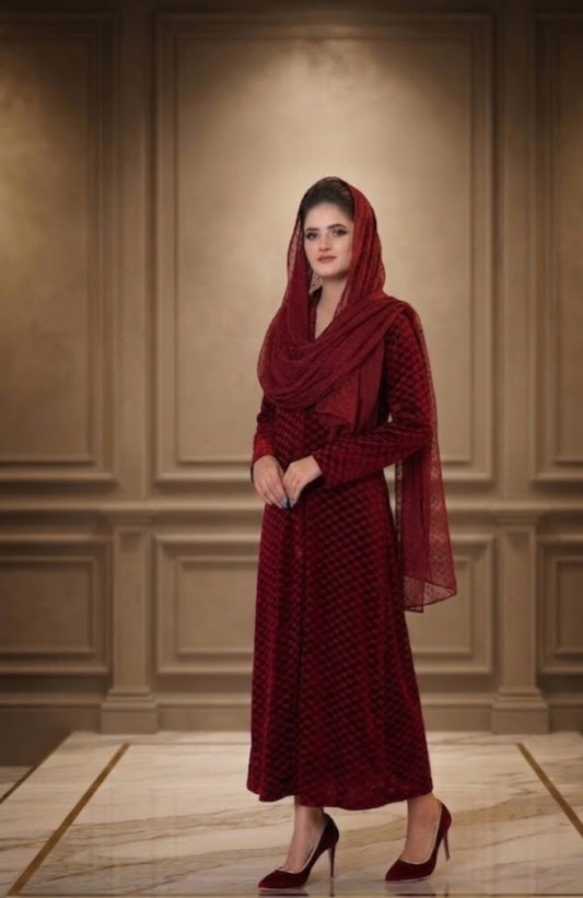 Regal Crimson Velvet pulchi